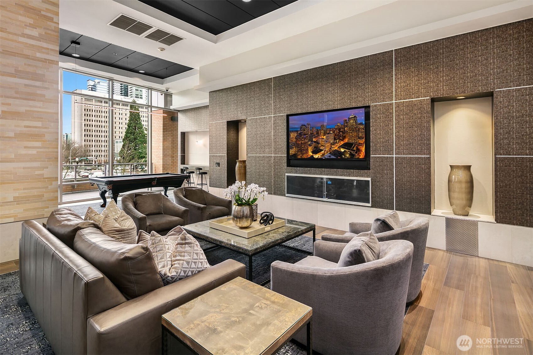 10610 NE 9th Place #1206, Bellevue, WA 98004