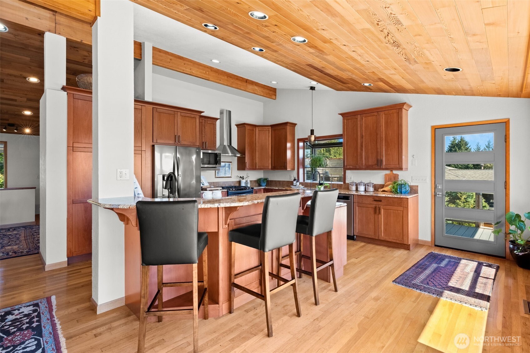 9701 Woodworth Avenue , Gig Harbor, WA 98332
