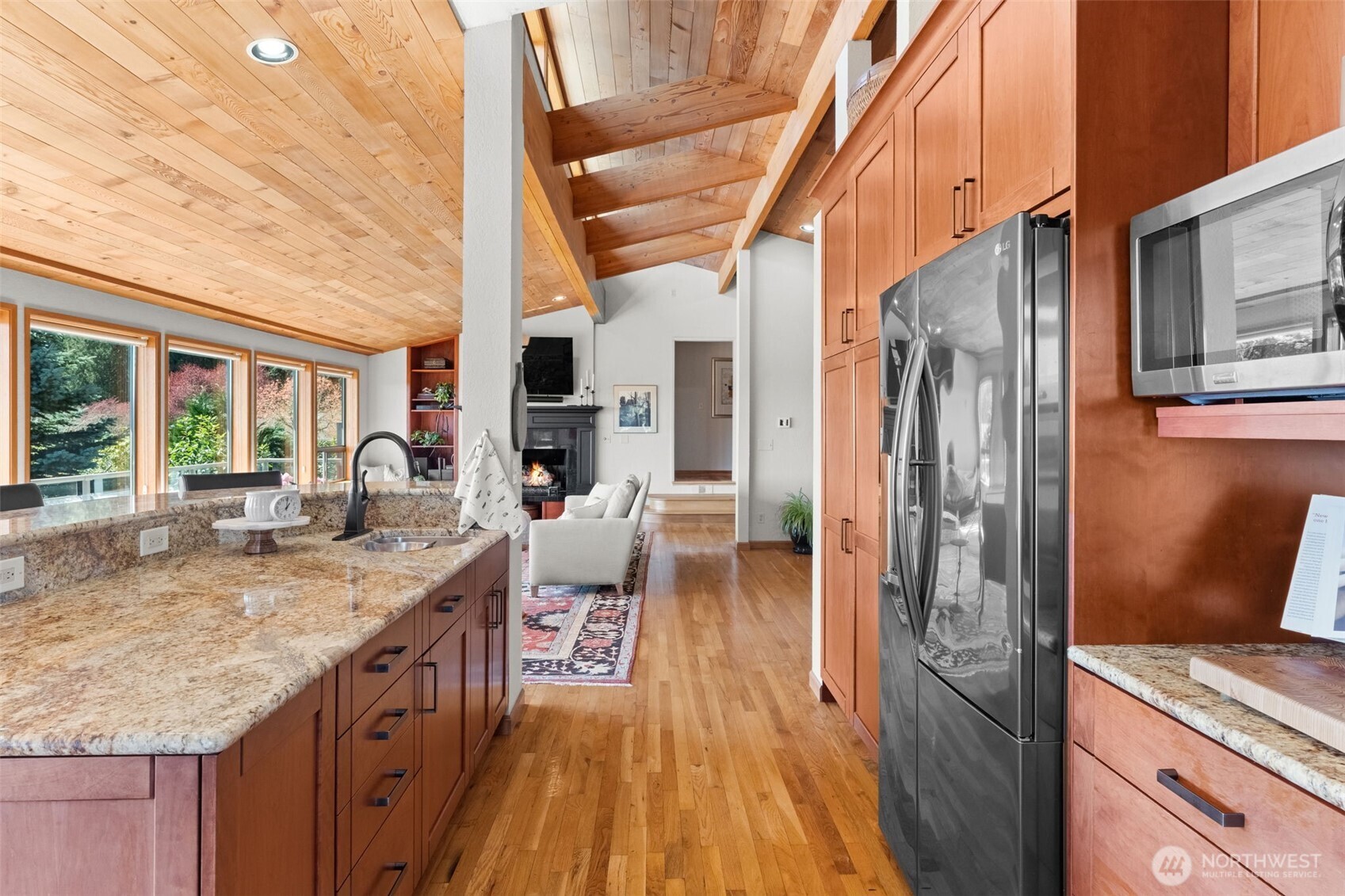9701 Woodworth Avenue , Gig Harbor, WA 98332