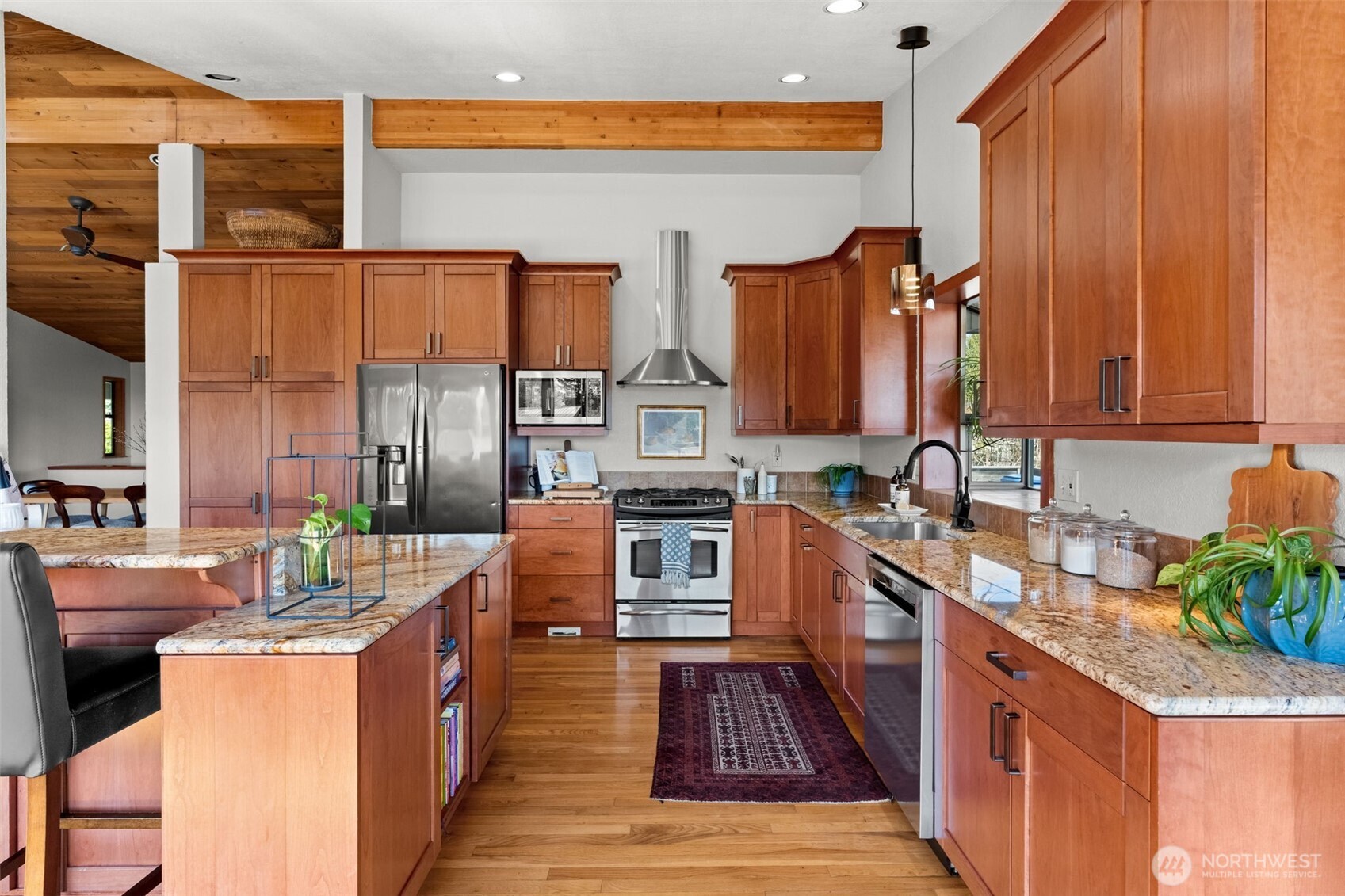 9701 Woodworth Avenue , Gig Harbor, WA 98332
