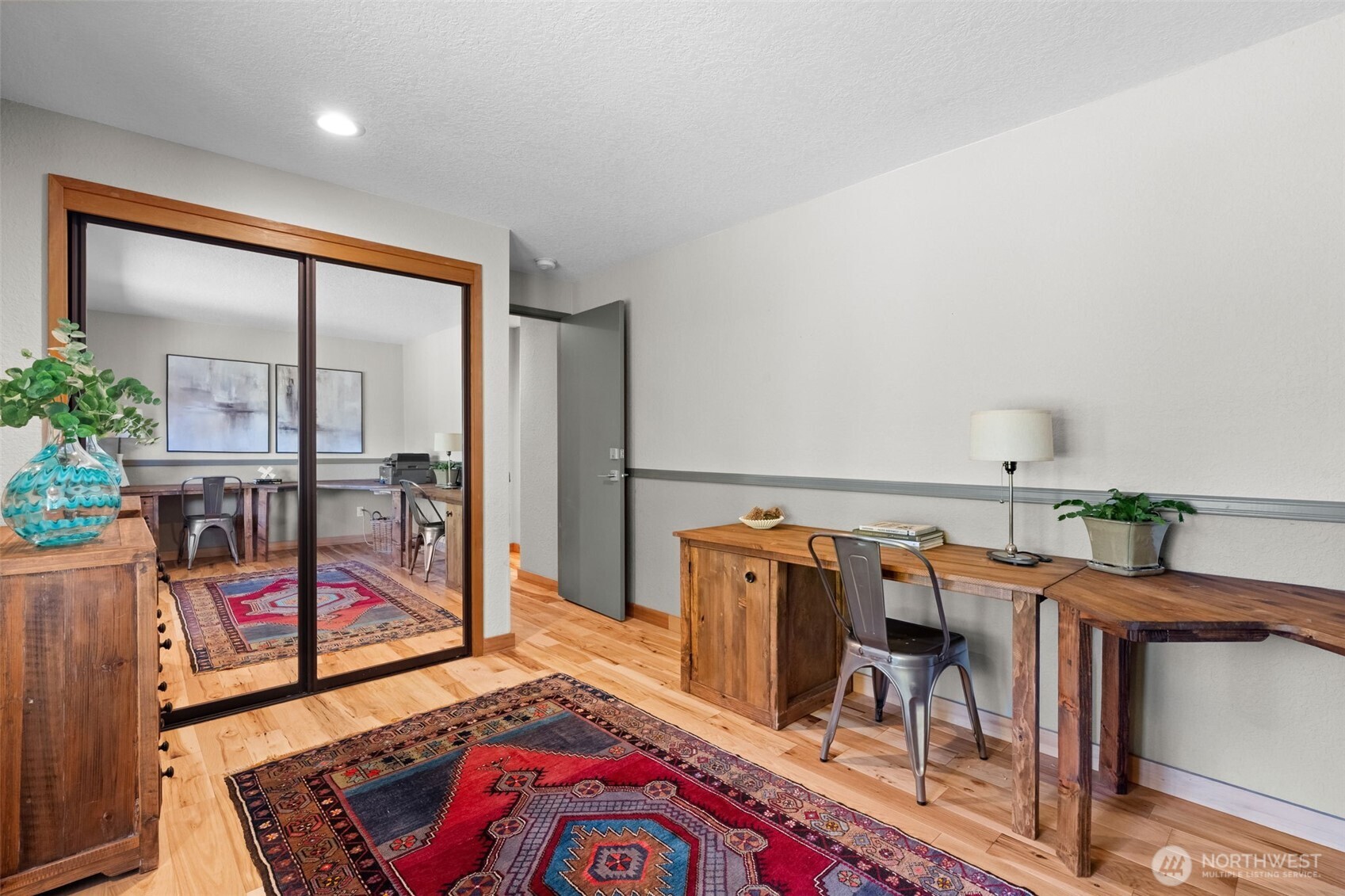 9701 Woodworth Avenue , Gig Harbor, WA 98332