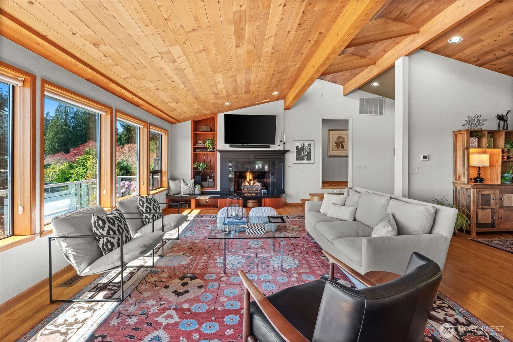 9701 Woodworth Avenue , Gig Harbor, WA 98332