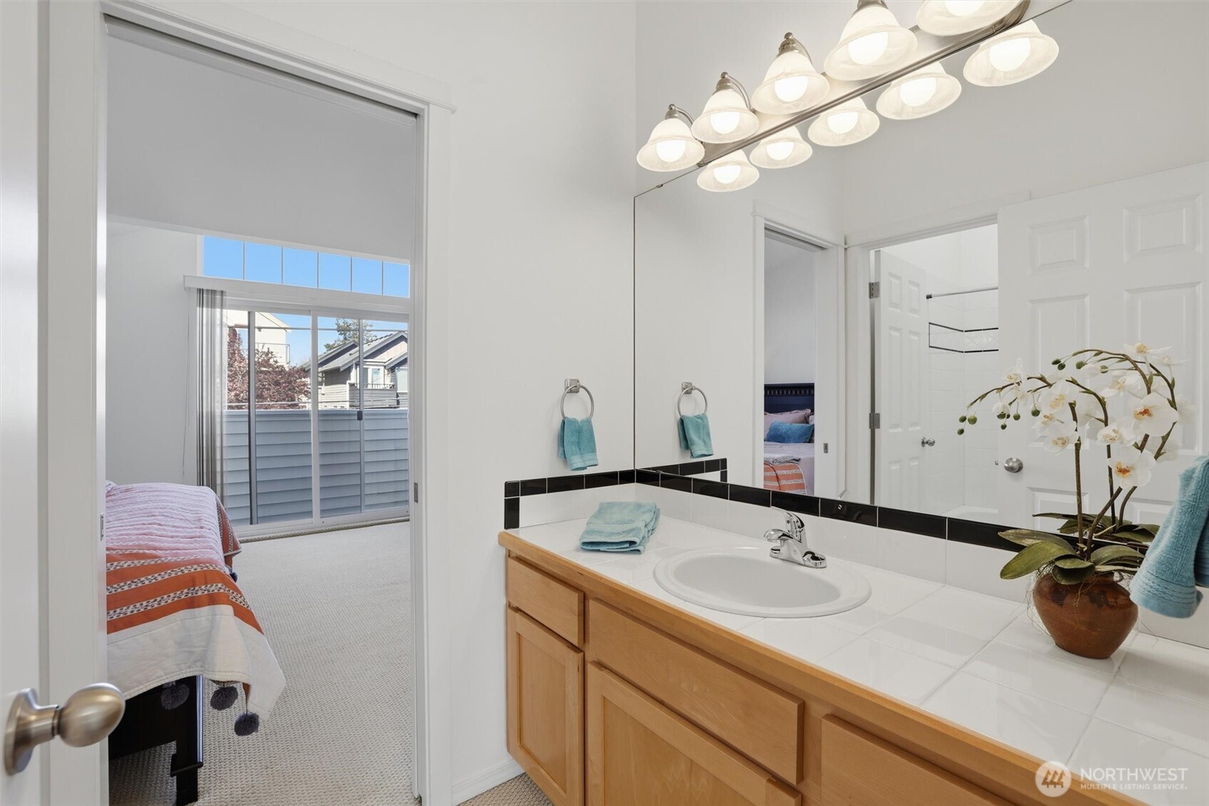2813 NW 56th Street , Seattle, WA 98107