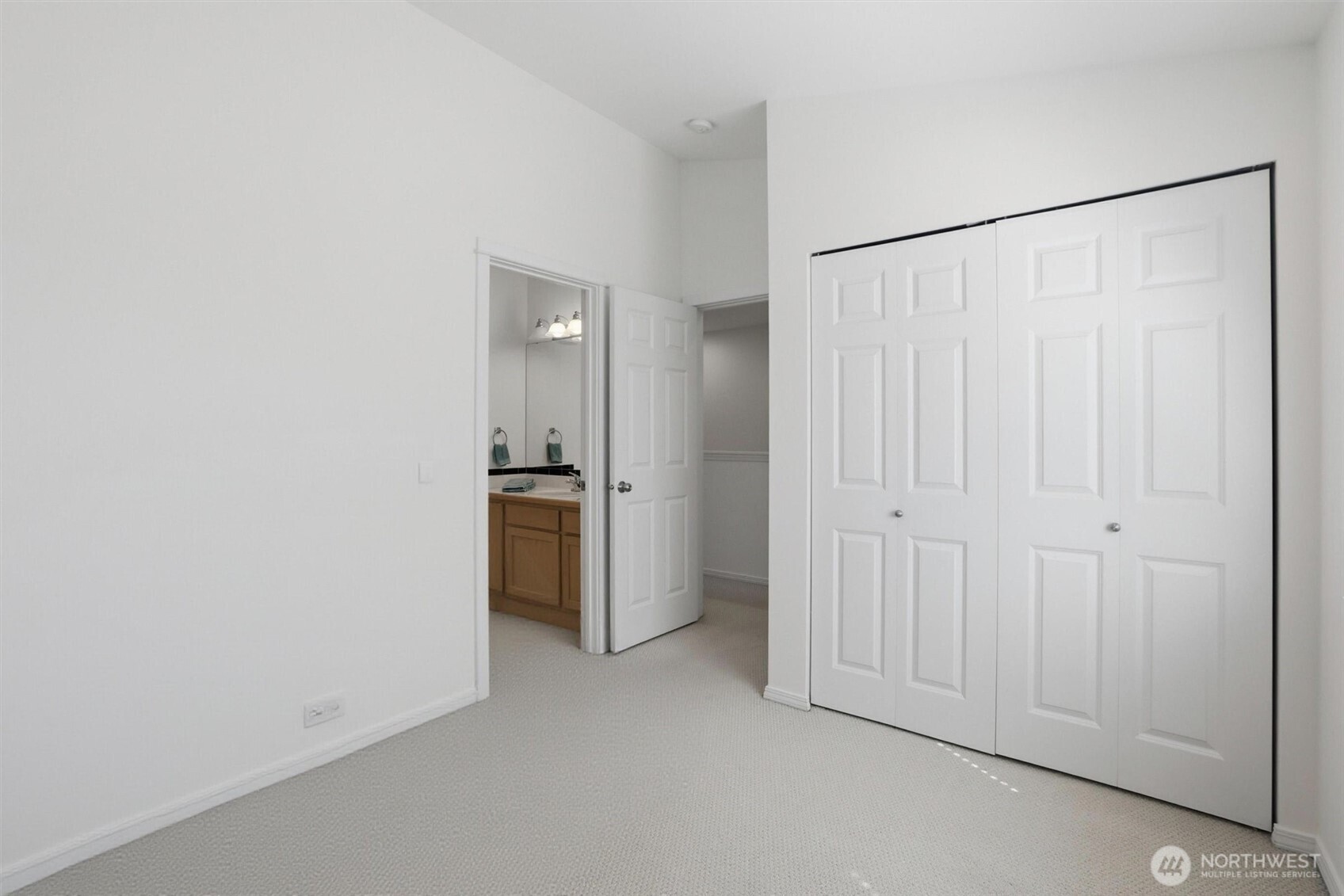 2813 NW 56th Street , Seattle, WA 98107