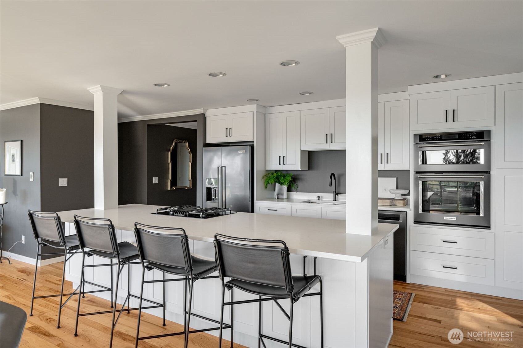 550 Elm Way #301, Edmonds, WA 98020-4625