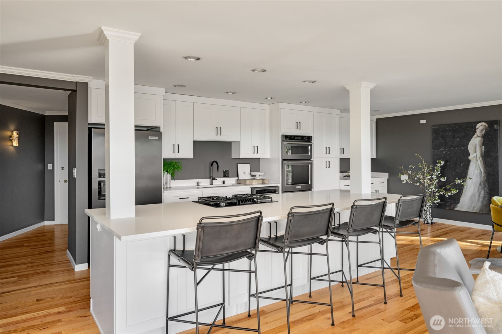 550 Elm Way #301, Edmonds, WA 98020-4625