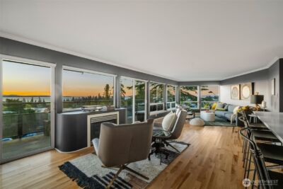 550 Elm Way #301, Edmonds, WA 98020-4625 - Photo 4