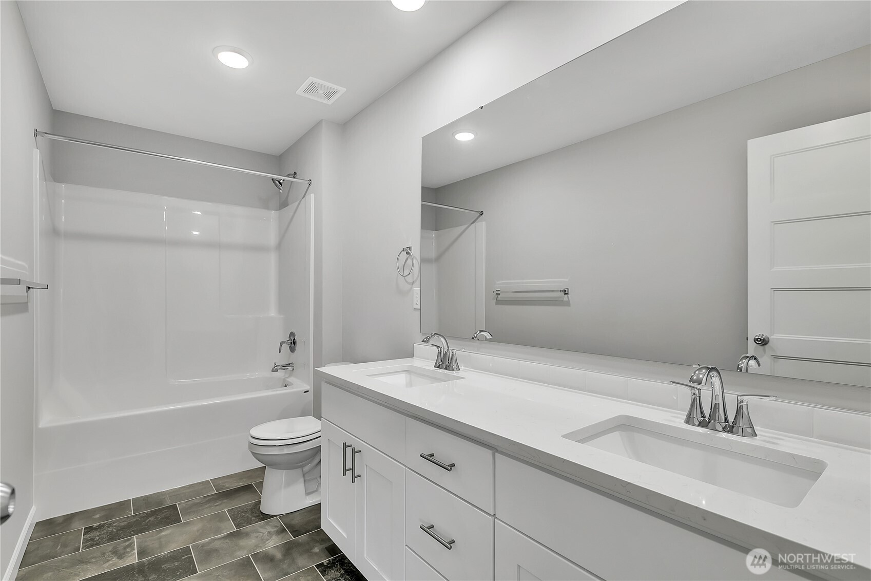 16708 8th Avenue Ct E #8, Spanaway, WA 98387