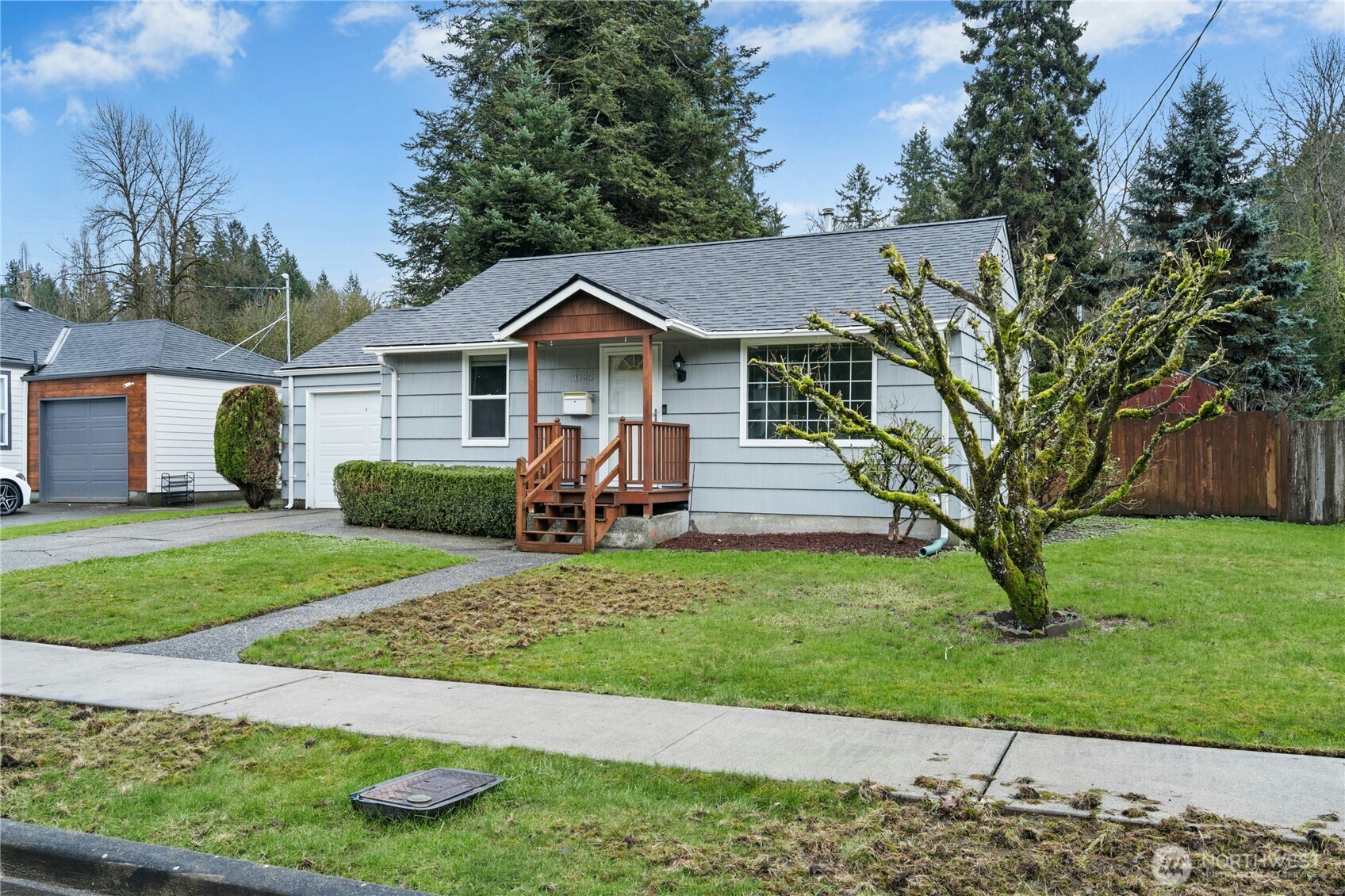 3125 SE 6th , Renton, WA 98058