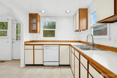 3125 SE 6th , Renton, WA 98058 - Photo 14