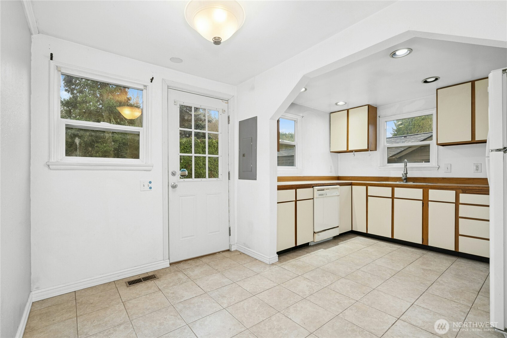 3125 SE 6th , Renton, WA 98058