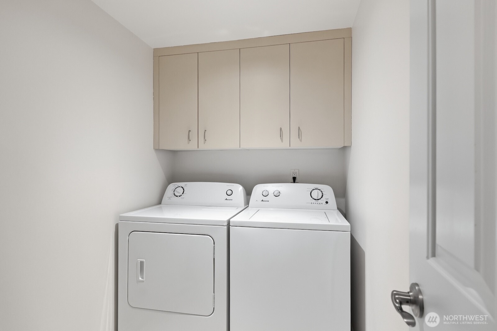 9320 NE Juanita Drive #2C, Kirkland, WA 98034