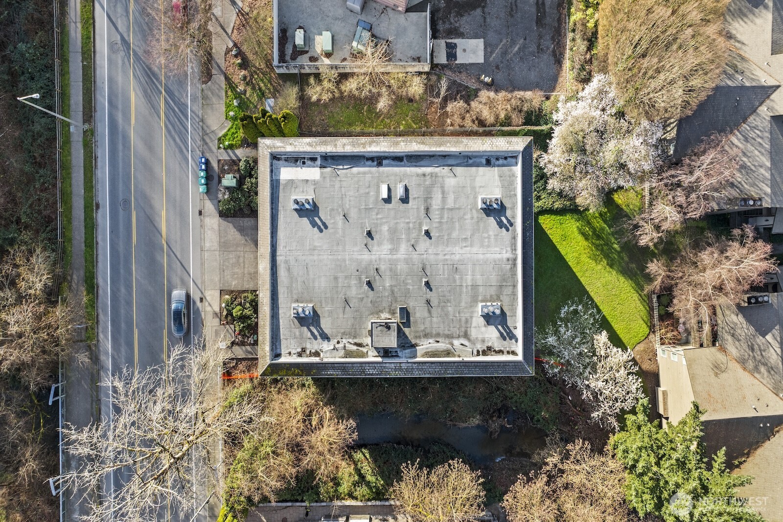 9320 NE Juanita Drive #2C, Kirkland, WA 98034