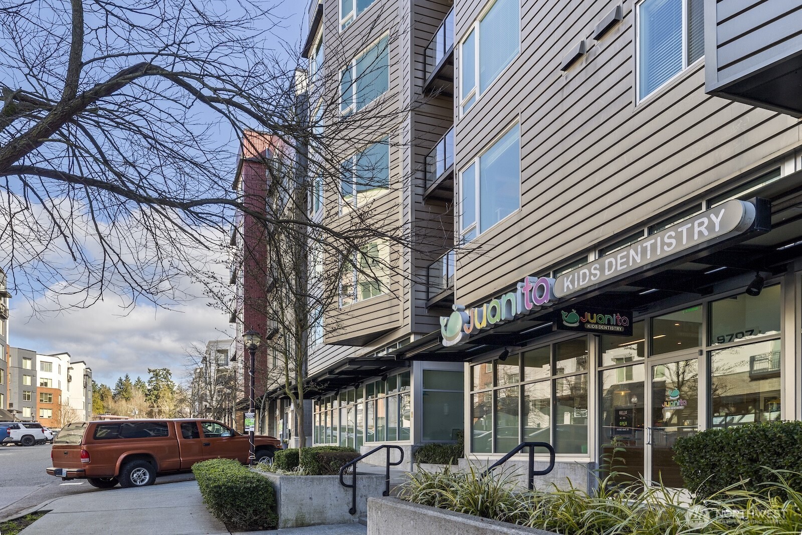 9320 NE Juanita Drive #2C, Kirkland, WA 98034