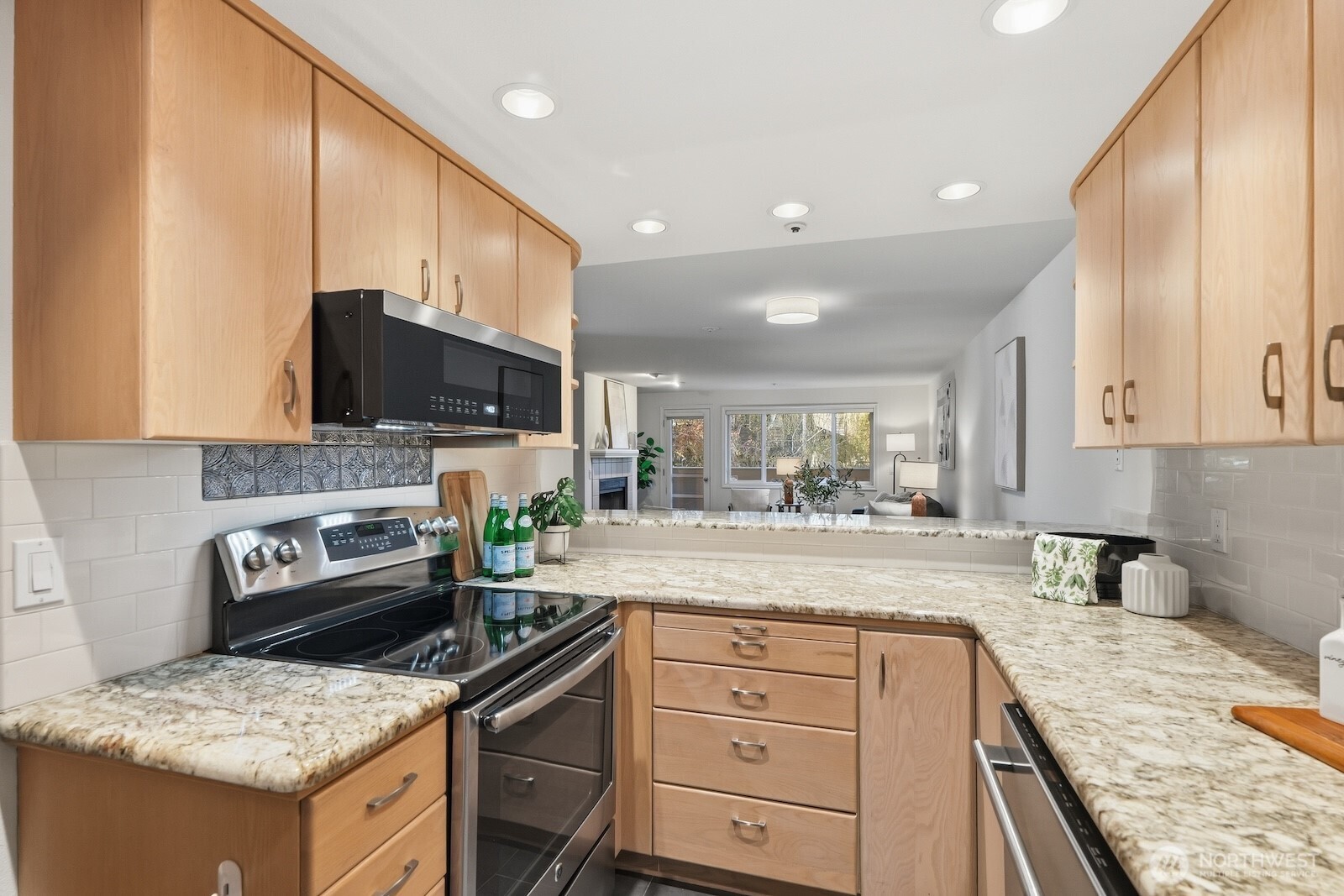 9320 NE Juanita Drive #2C, Kirkland, WA 98034