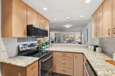 9320 NE Juanita Drive #2C, Kirkland, WA 98034 - Photo 8