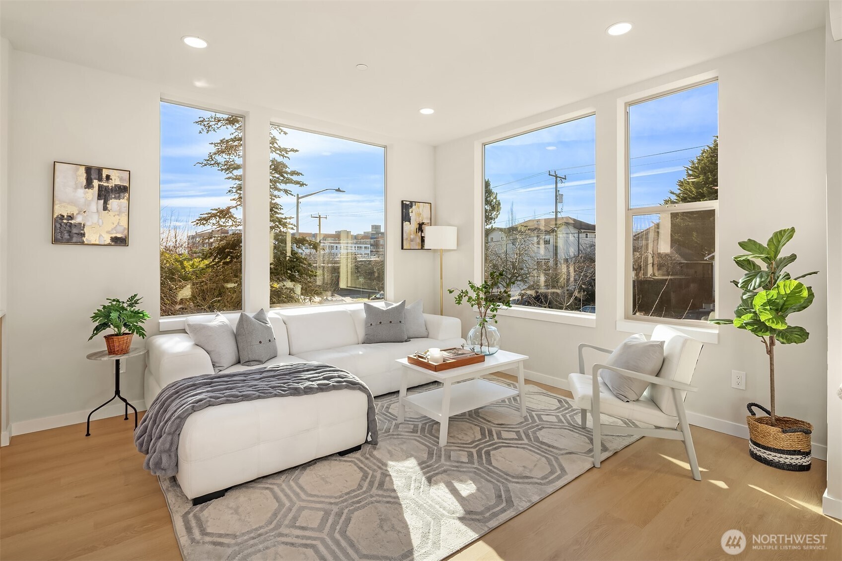 5718 14th Avenue NW, Seattle, WA 98107