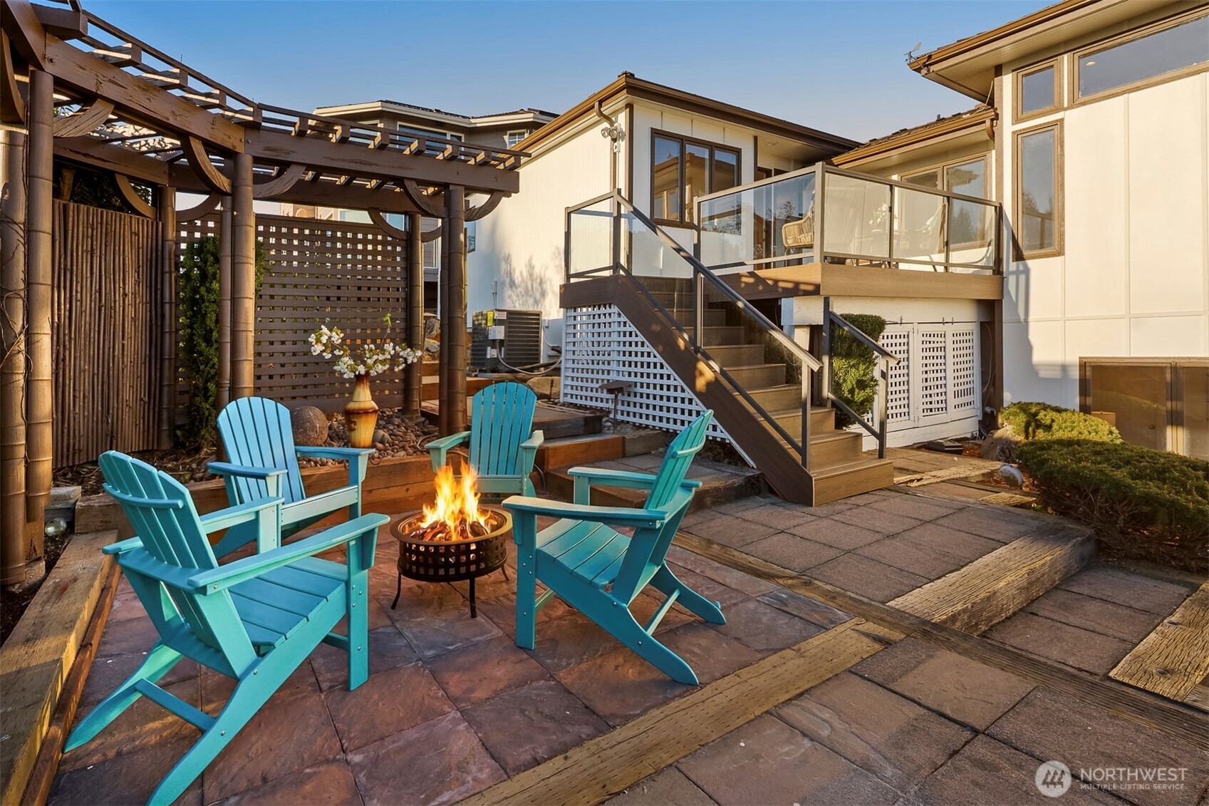 5425 156th Avenue SE, Bellevue, WA 98006