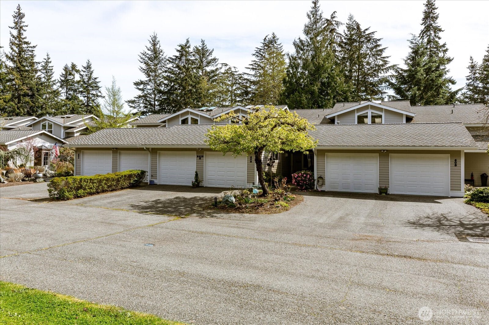 2418 James Place #402, Langley, WA 98260