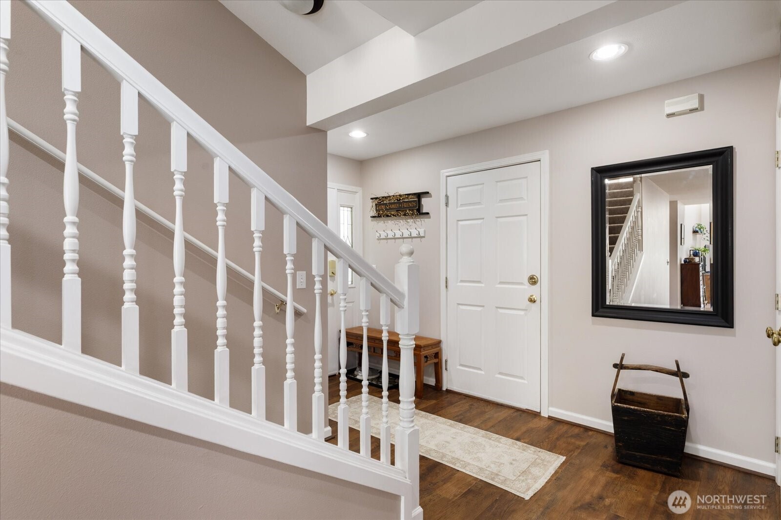 2418 James Place #402, Langley, WA 98260