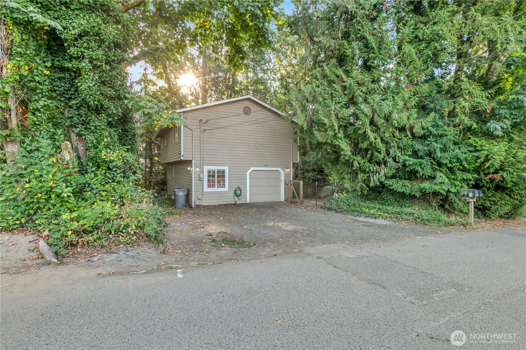 18610 5th Avenue NE, Suquamish, WA 98392