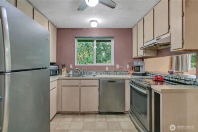 18610 5th Avenue NE, Suquamish, WA 98392 - Photo 12