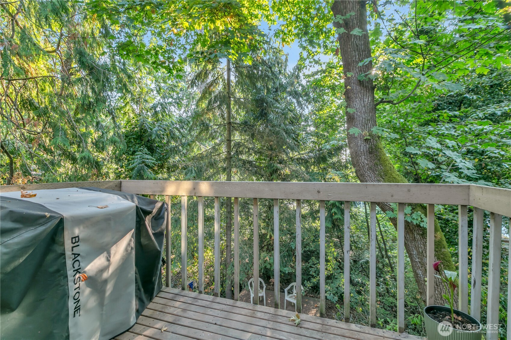 18610 5th Avenue NE, Suquamish, WA 98392