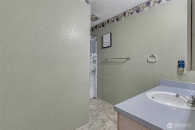 18610 5th Avenue NE, Suquamish, WA 98392 - Photo 18