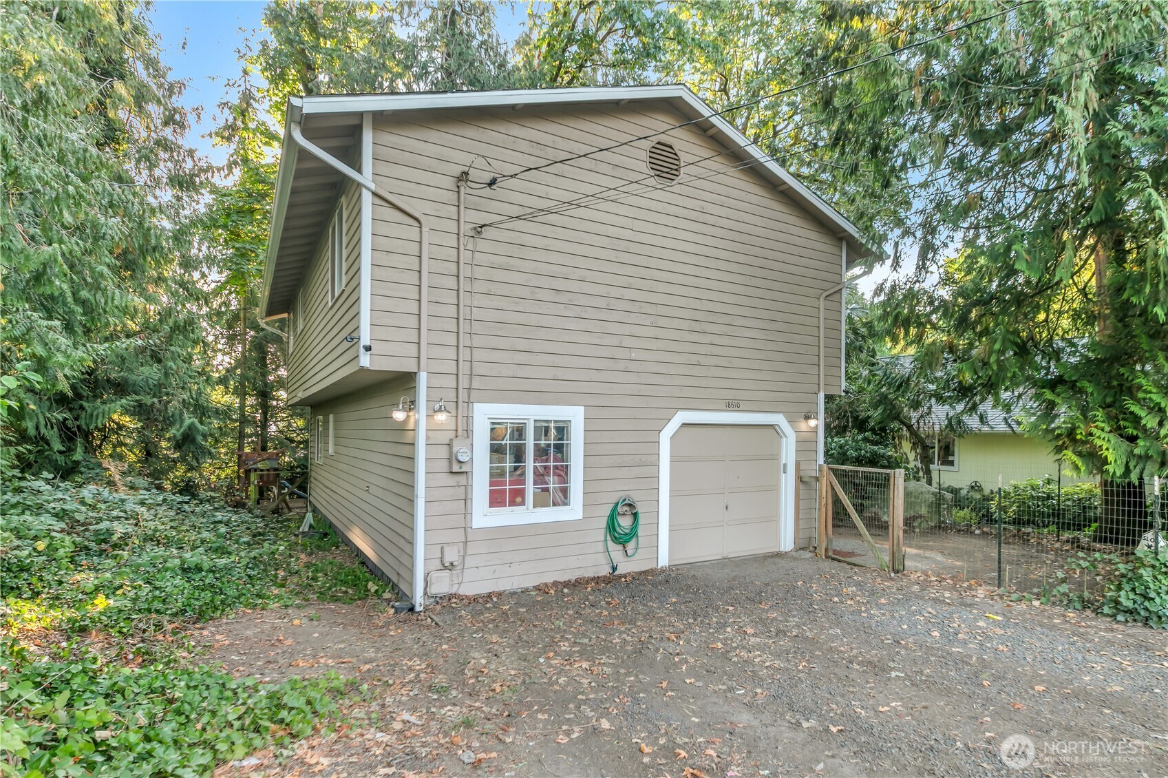 18610 5th Avenue NE, Suquamish, WA 98392