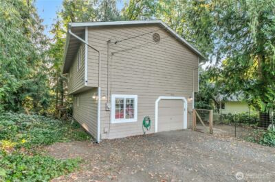18610 5th Avenue NE, Suquamish, WA 98392 - Photo 3