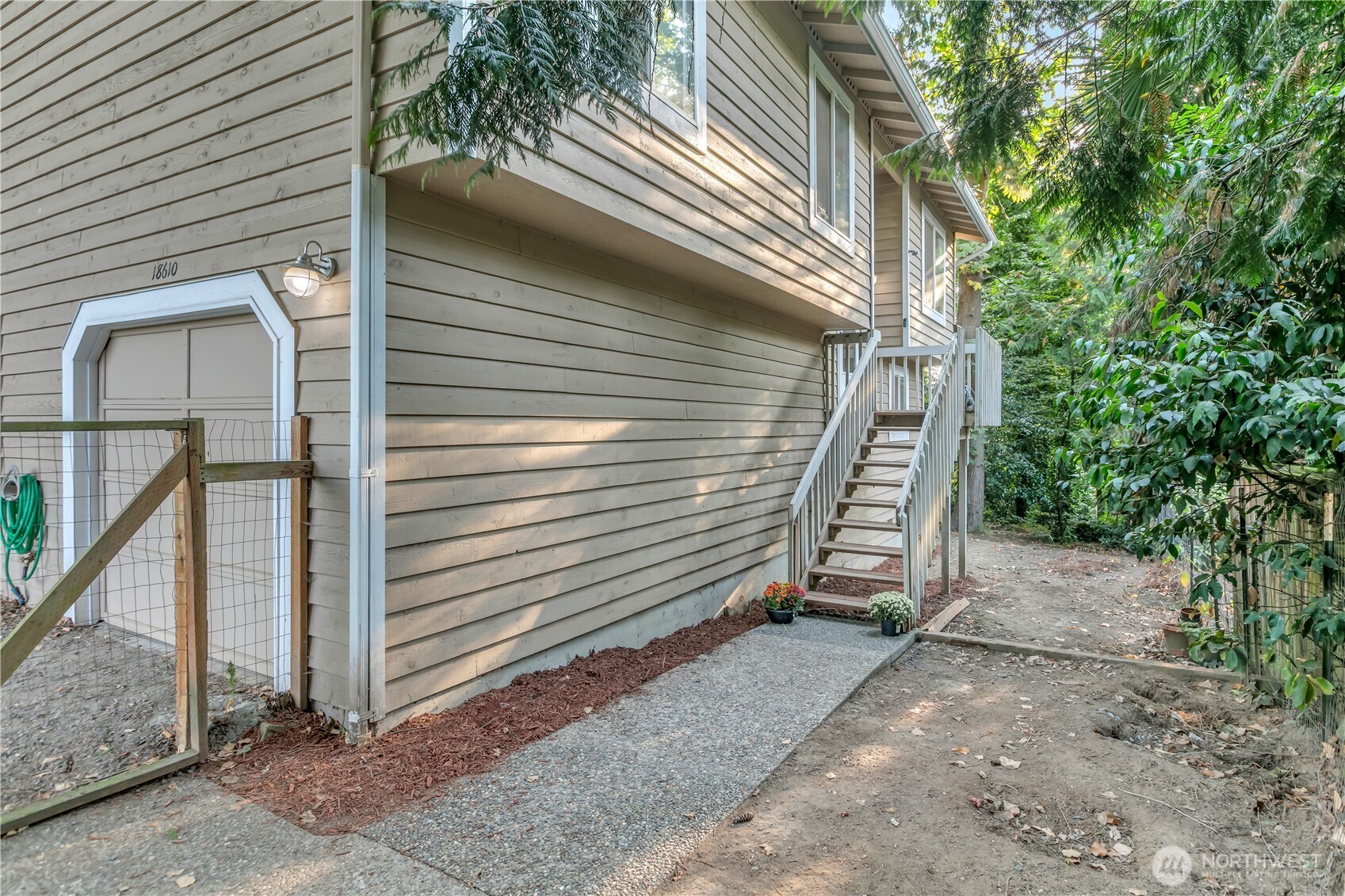 18610 5th Avenue NE, Suquamish, WA 98392