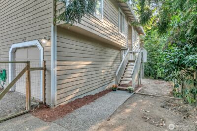 18610 5th Avenue NE, Suquamish, WA 98392 - Photo 4