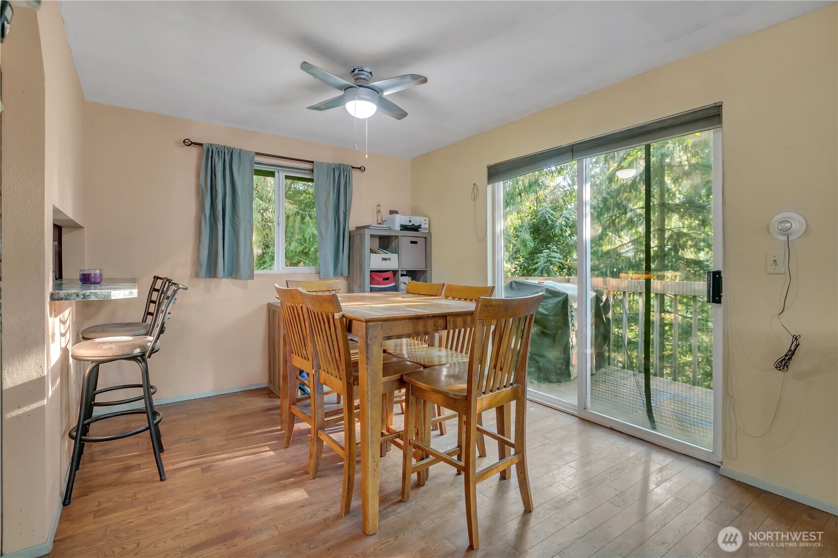 18610 5th Avenue NE, Suquamish, WA 98392