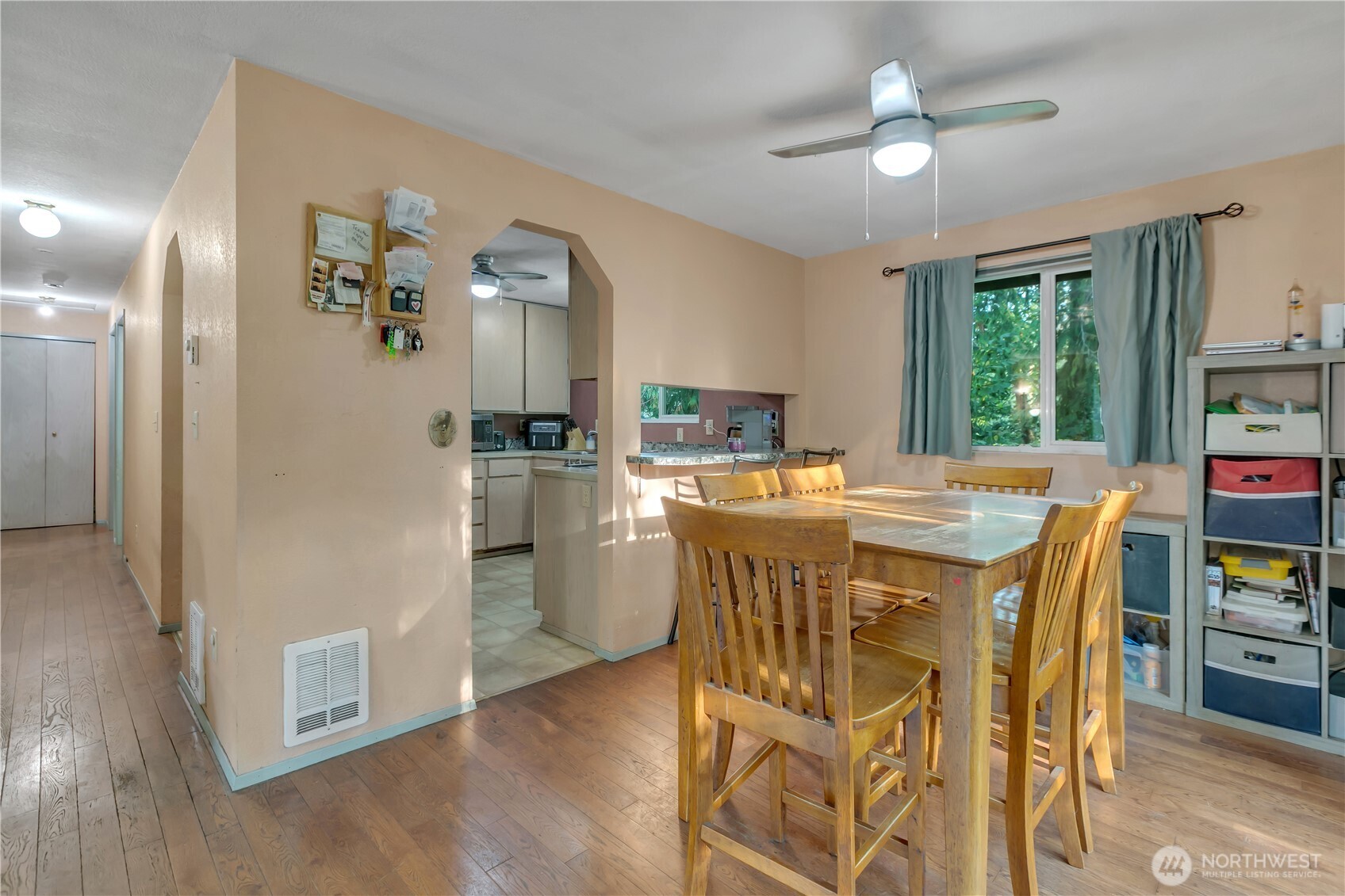18610 5th Avenue NE, Suquamish, WA 98392