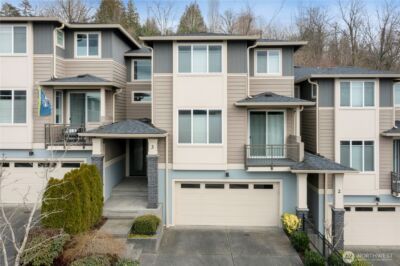 20702 93rd Place S #3, Kent, WA 98031