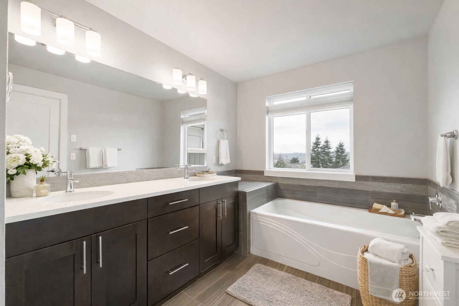 20702 93rd Place S #3, Kent, WA 98031