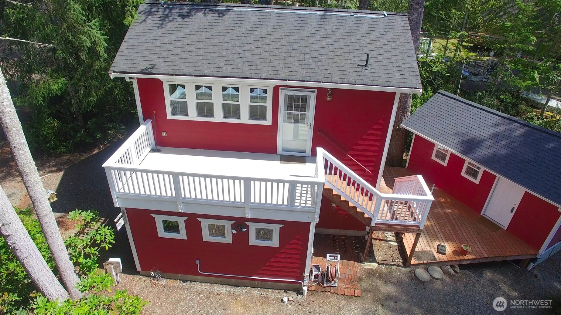 41 N Picnic Drive NW, Lilliwaup, WA 98555