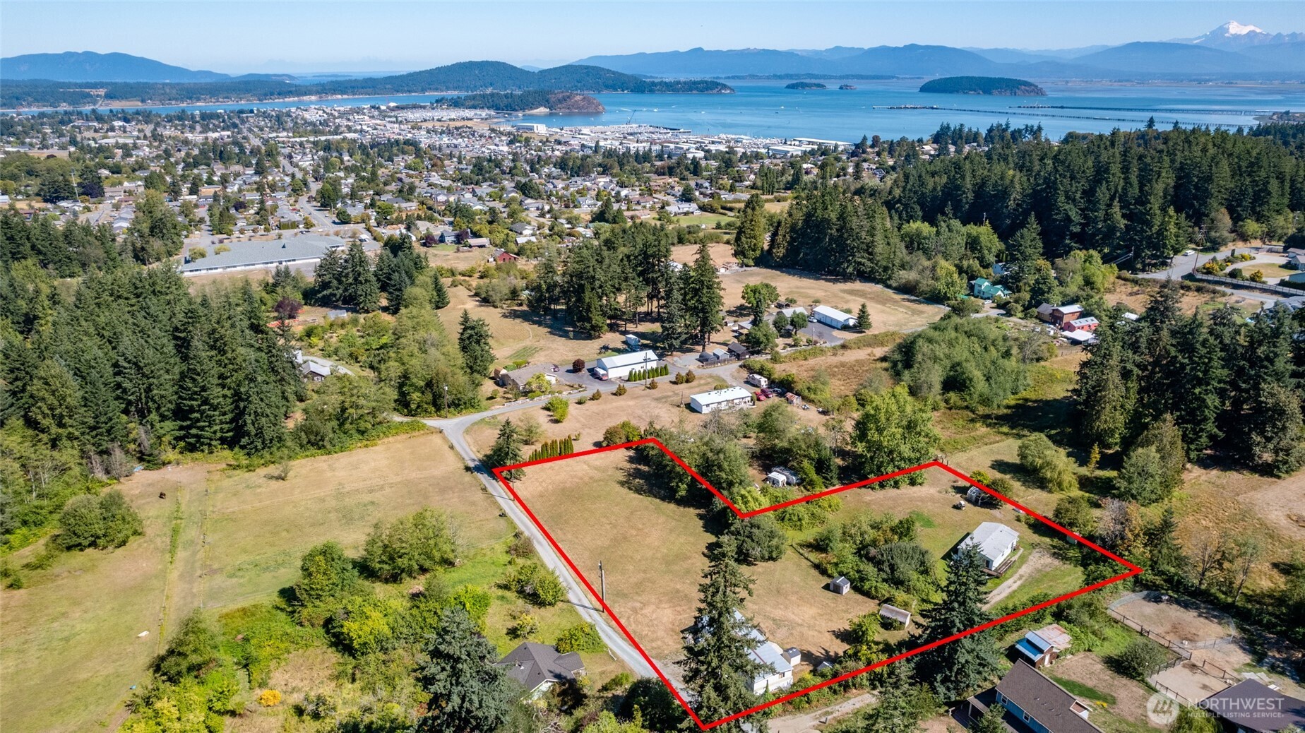 5824 Haddon Lane , Anacortes, WA 98221