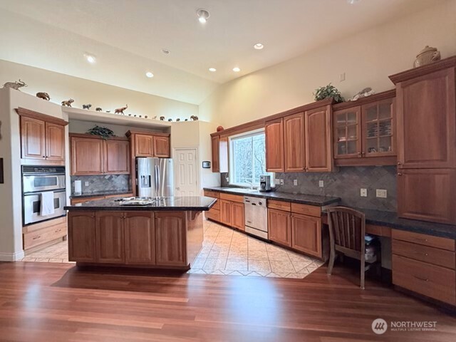255 Astro Drive , Kelso, WA 98626-9759