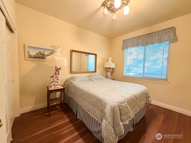 255 Astro Drive , Kelso, WA 98626-9759