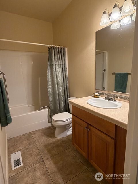 255 Astro Drive , Kelso, WA 98626-9759
