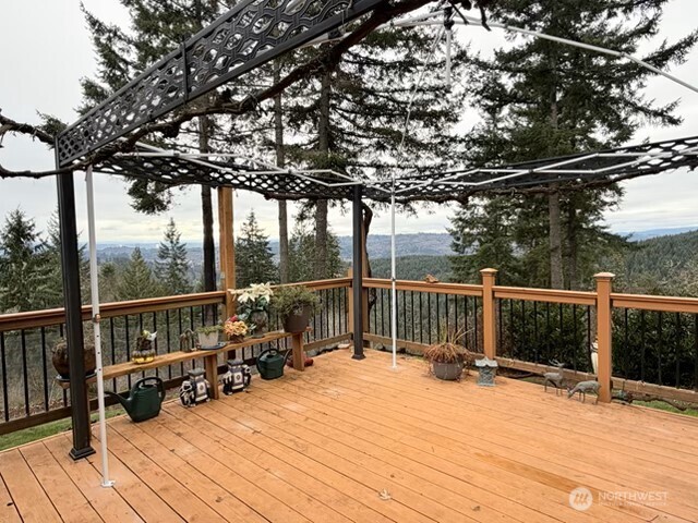 255 Astro Drive , Kelso, WA 98626-9759