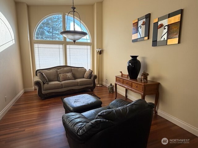 255 Astro Drive , Kelso, WA 98626-9759