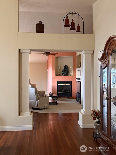 255 Astro Drive , Kelso, WA 98626-9759