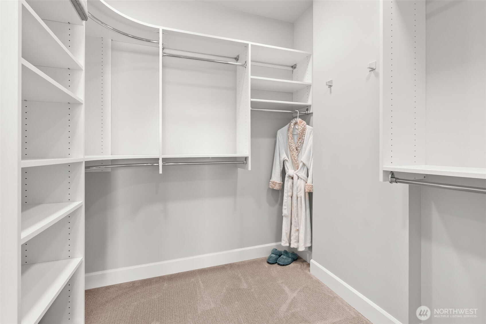 4907 Main Street #415, Tacoma, WA 98407