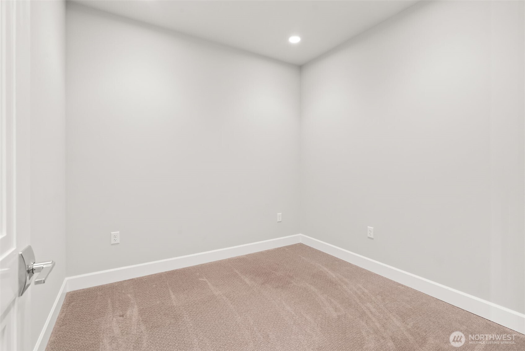 4907 Main Street #415, Tacoma, WA 98407