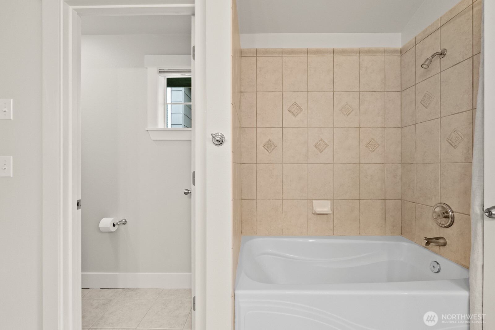 121 21st Avenue E #C, Seattle, WA 98112