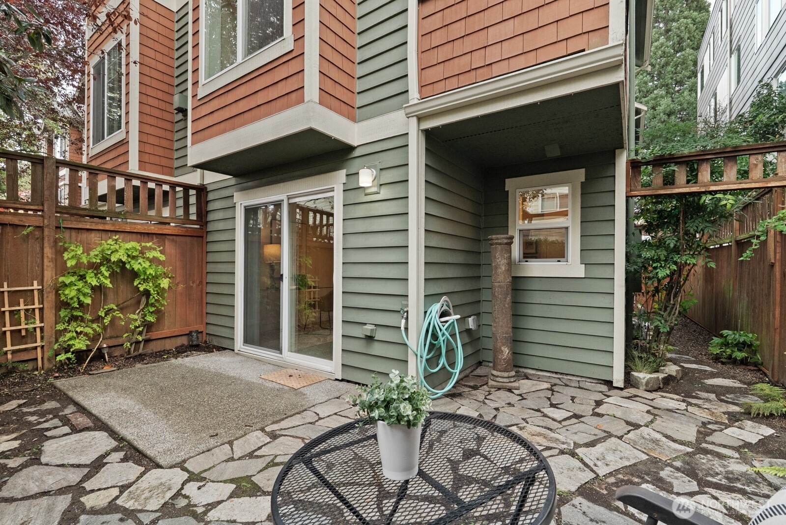 121 21st Avenue E #C, Seattle, WA 98112