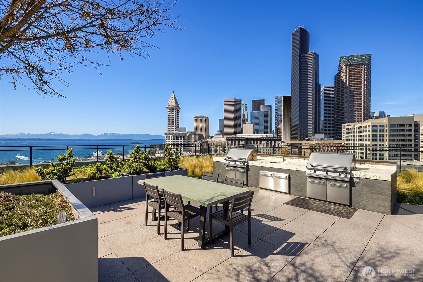 450 S Main Street #618, Seattle, WA 98104