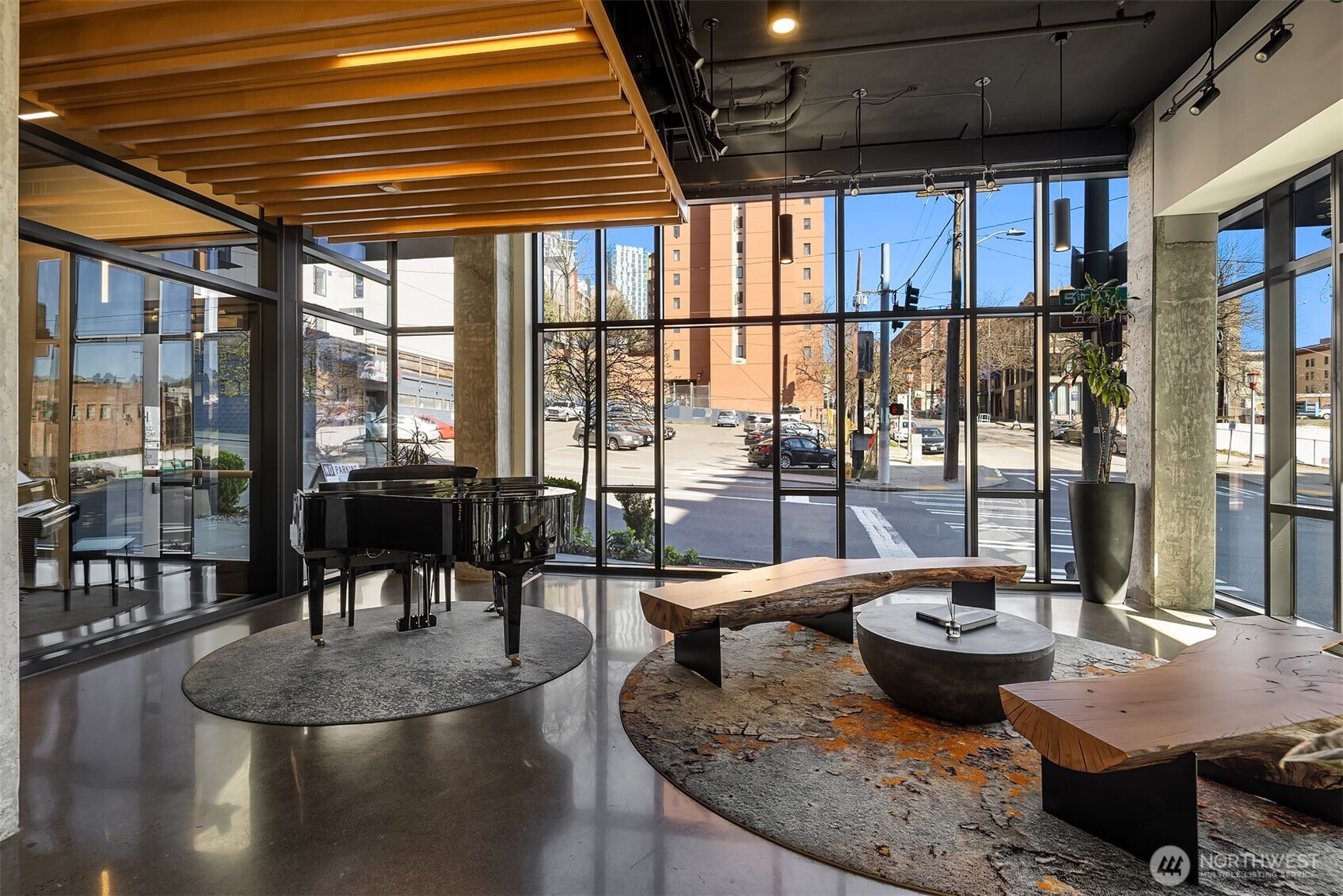 450 S Main Street #618, Seattle, WA 98104